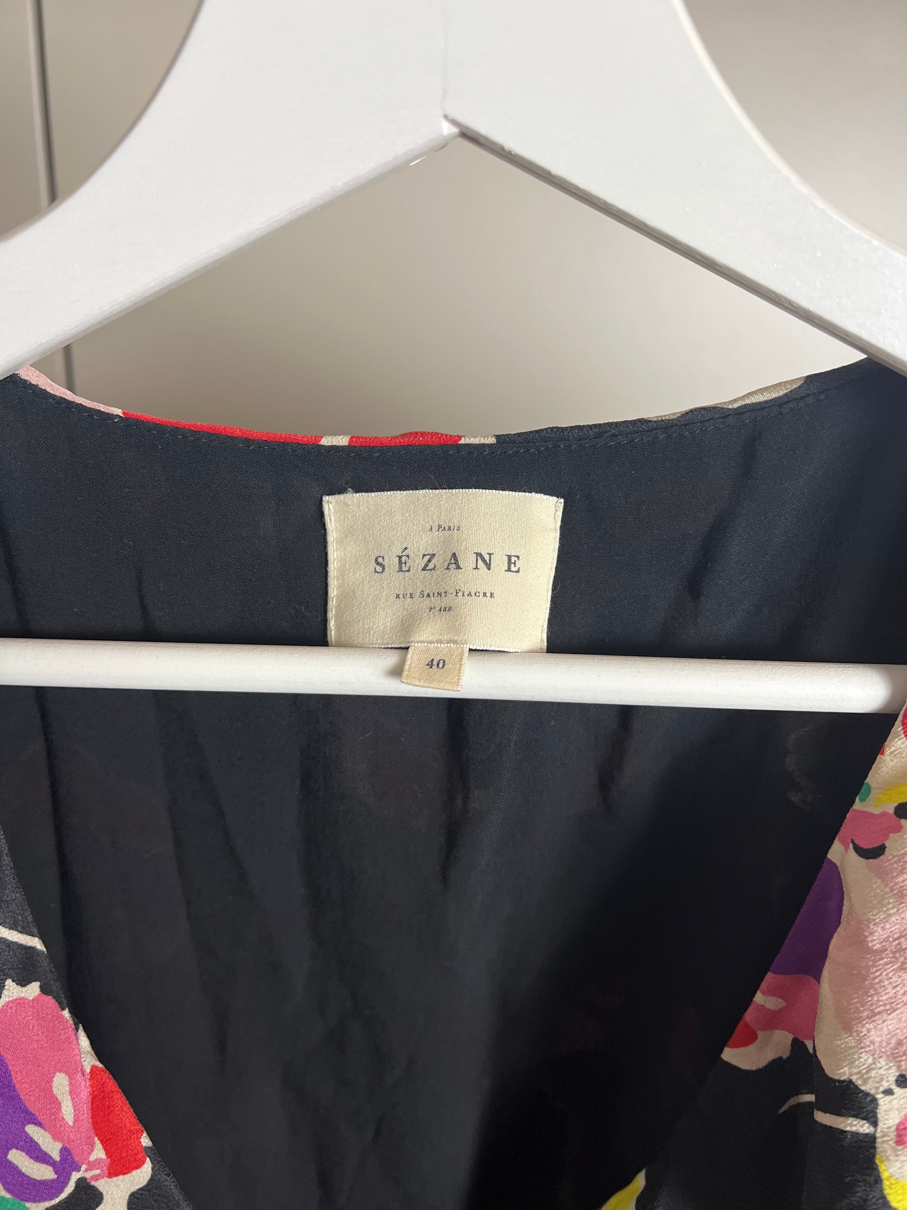 Robe portefeuille fleurie Sézane — Encore Lyon