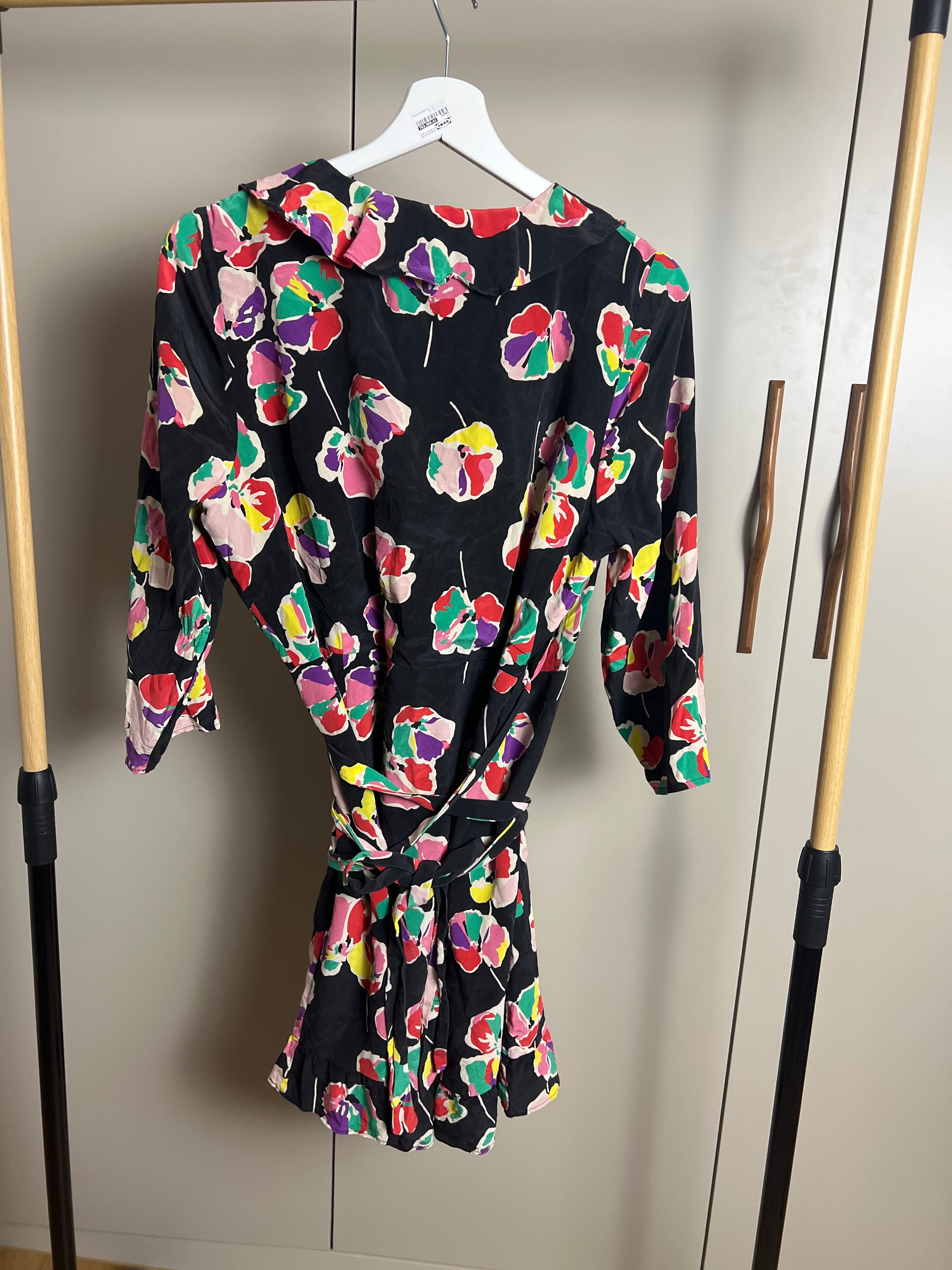 Robe portefeuille fleurie Sézane — Encore Lyon
