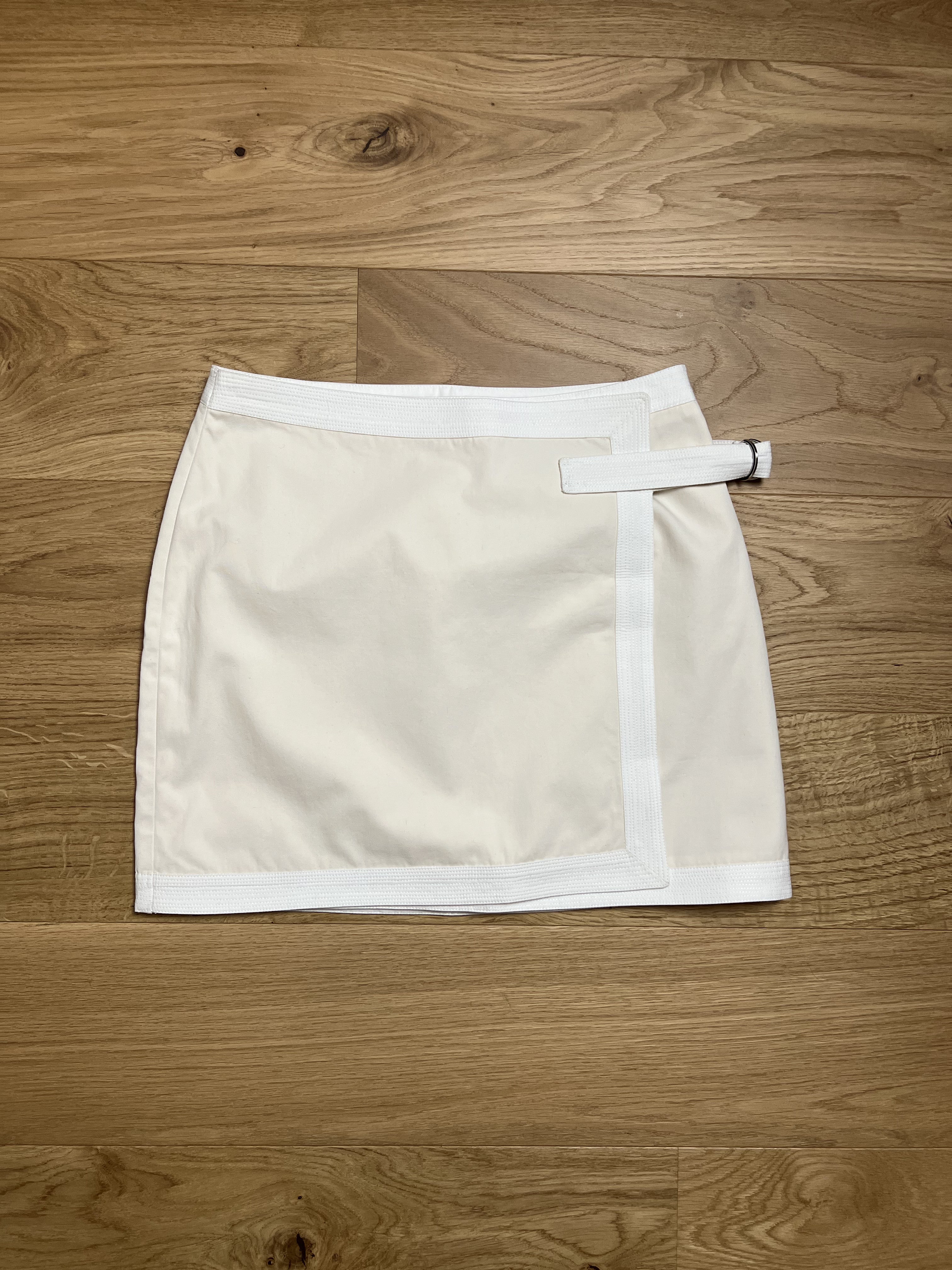 Mini-jupe portefeuille Sézane — Encore Lyon