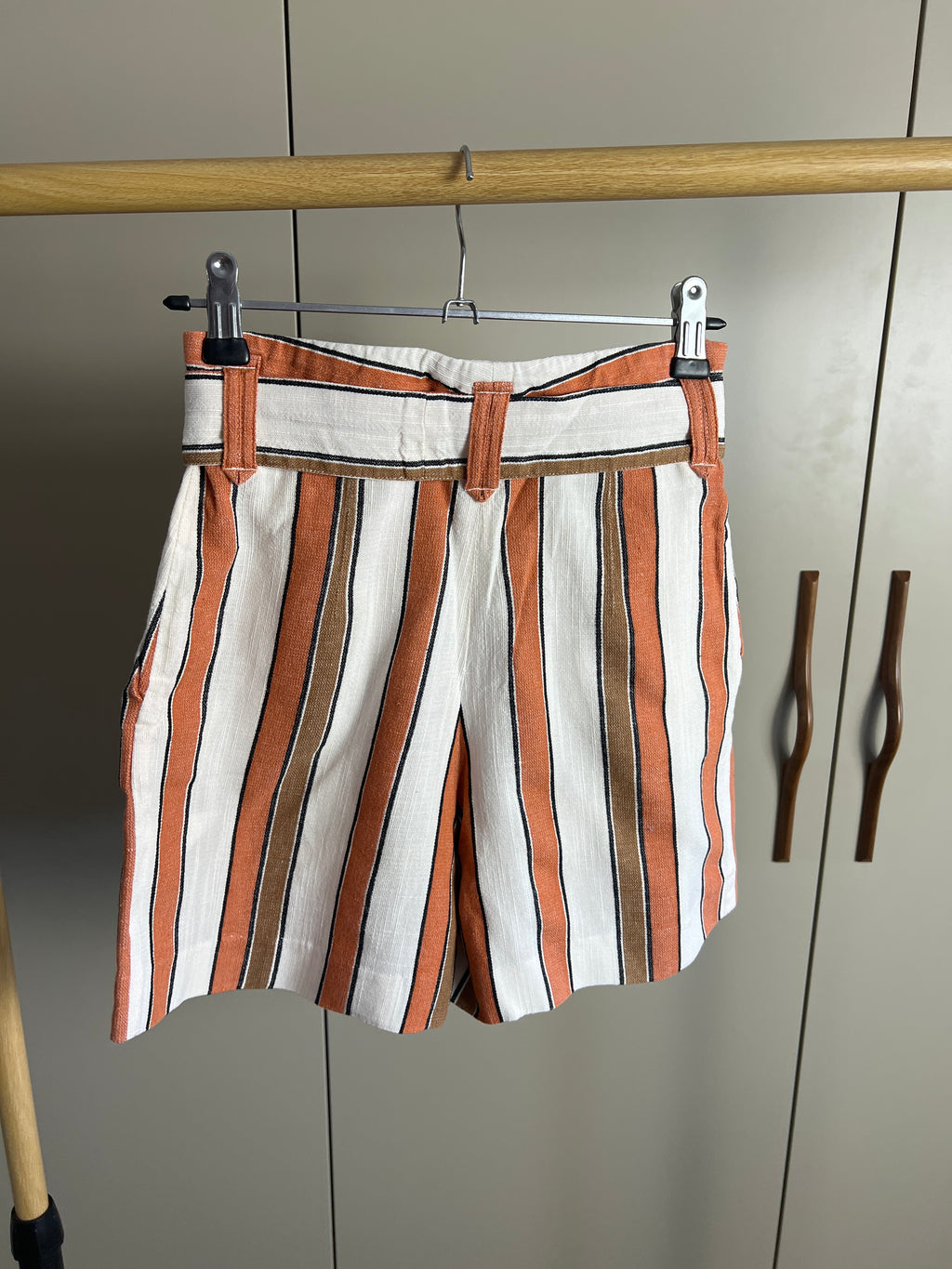 Magnifique short Sézane T34 — Encore Lyon